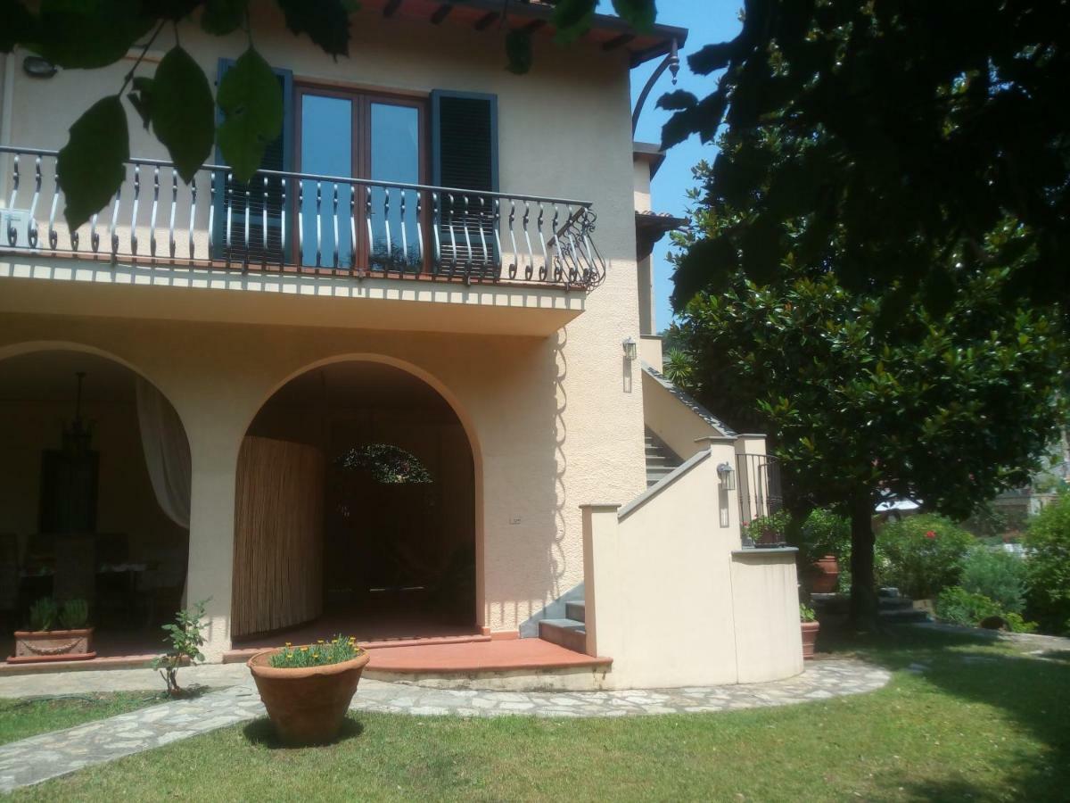 Villa Emma I Lecci Quiesa Esterno foto